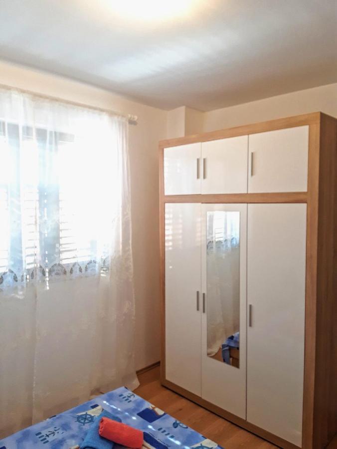 Toni Apartment Vodice Exterior foto