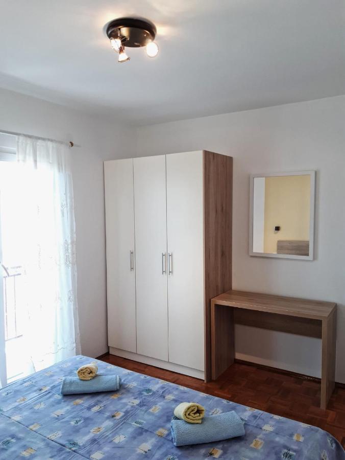 Toni Apartment Vodice Exterior foto