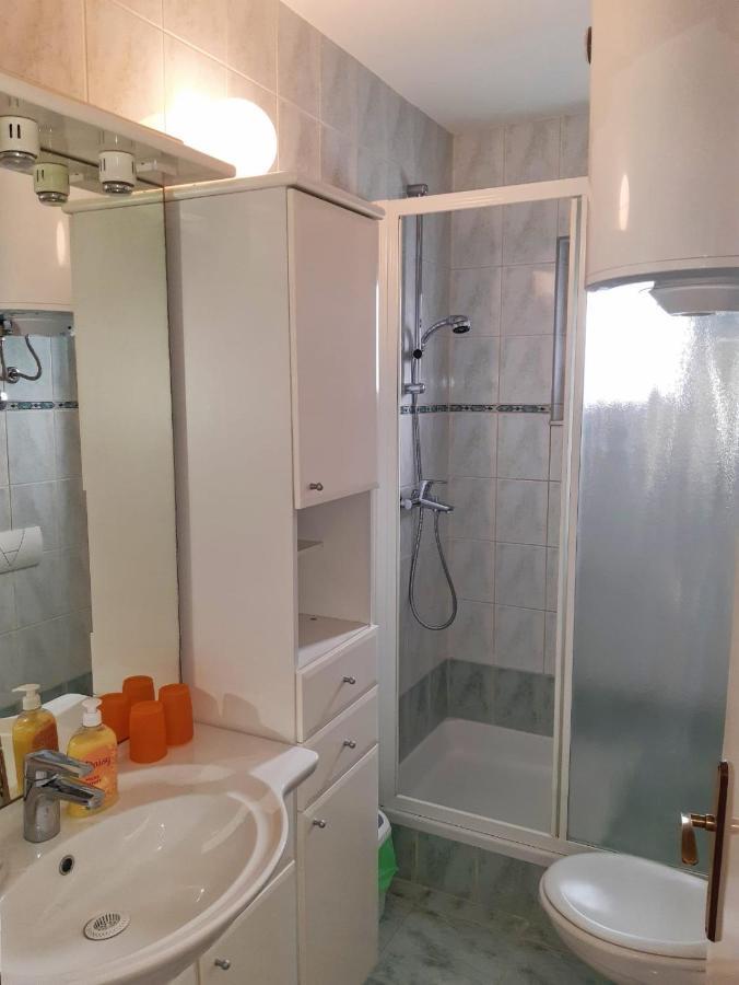 Toni Apartment Vodice Exterior foto