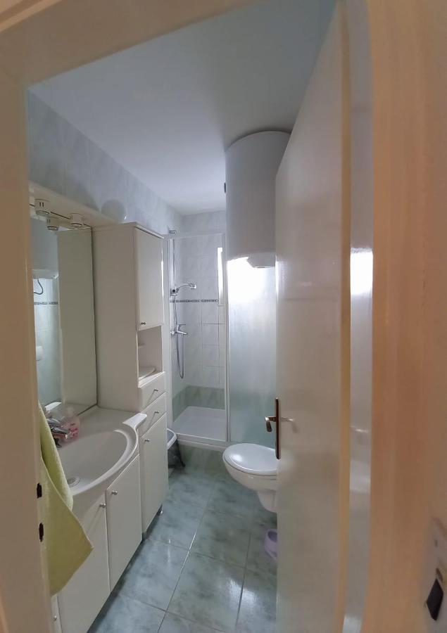 Toni Apartment Vodice Exterior foto