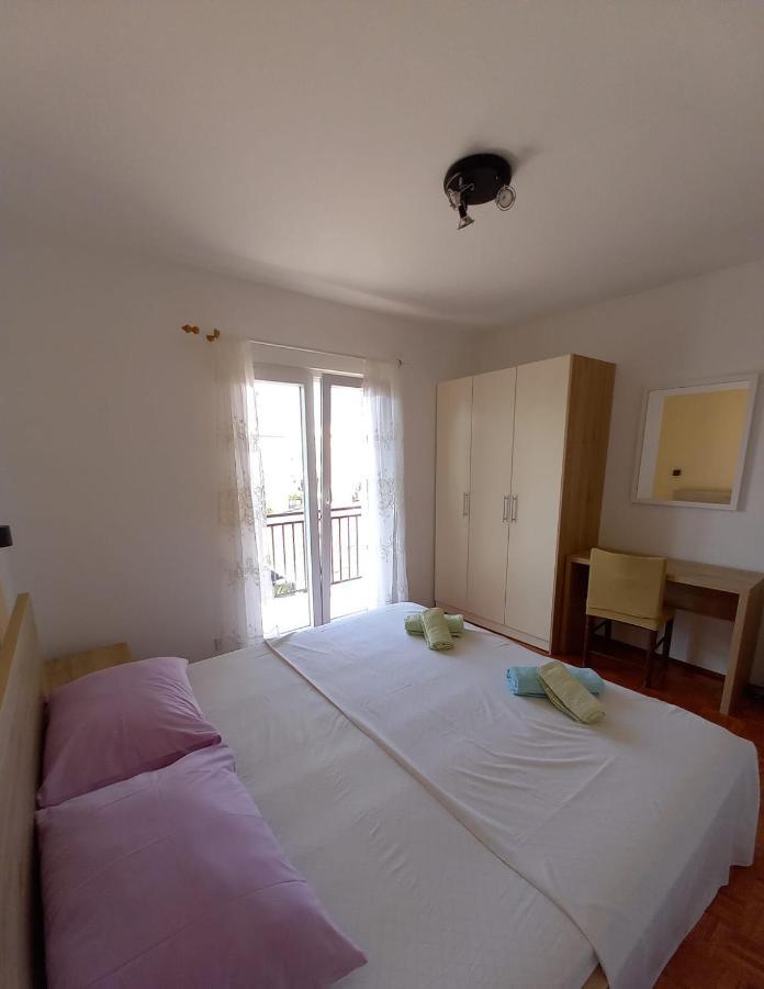 Toni Apartment Vodice Exterior foto